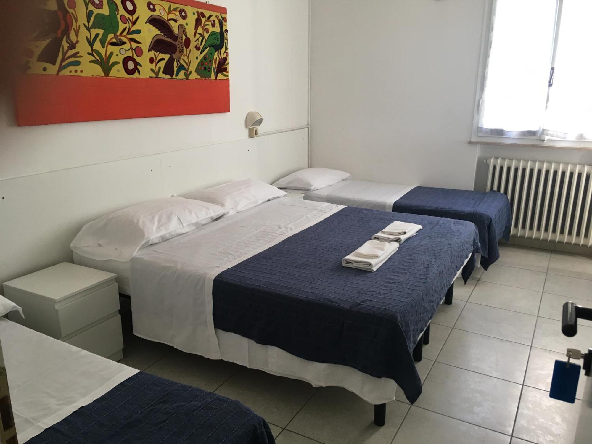 Hotel Maddalena Марина-ди-Равенна Номер фото