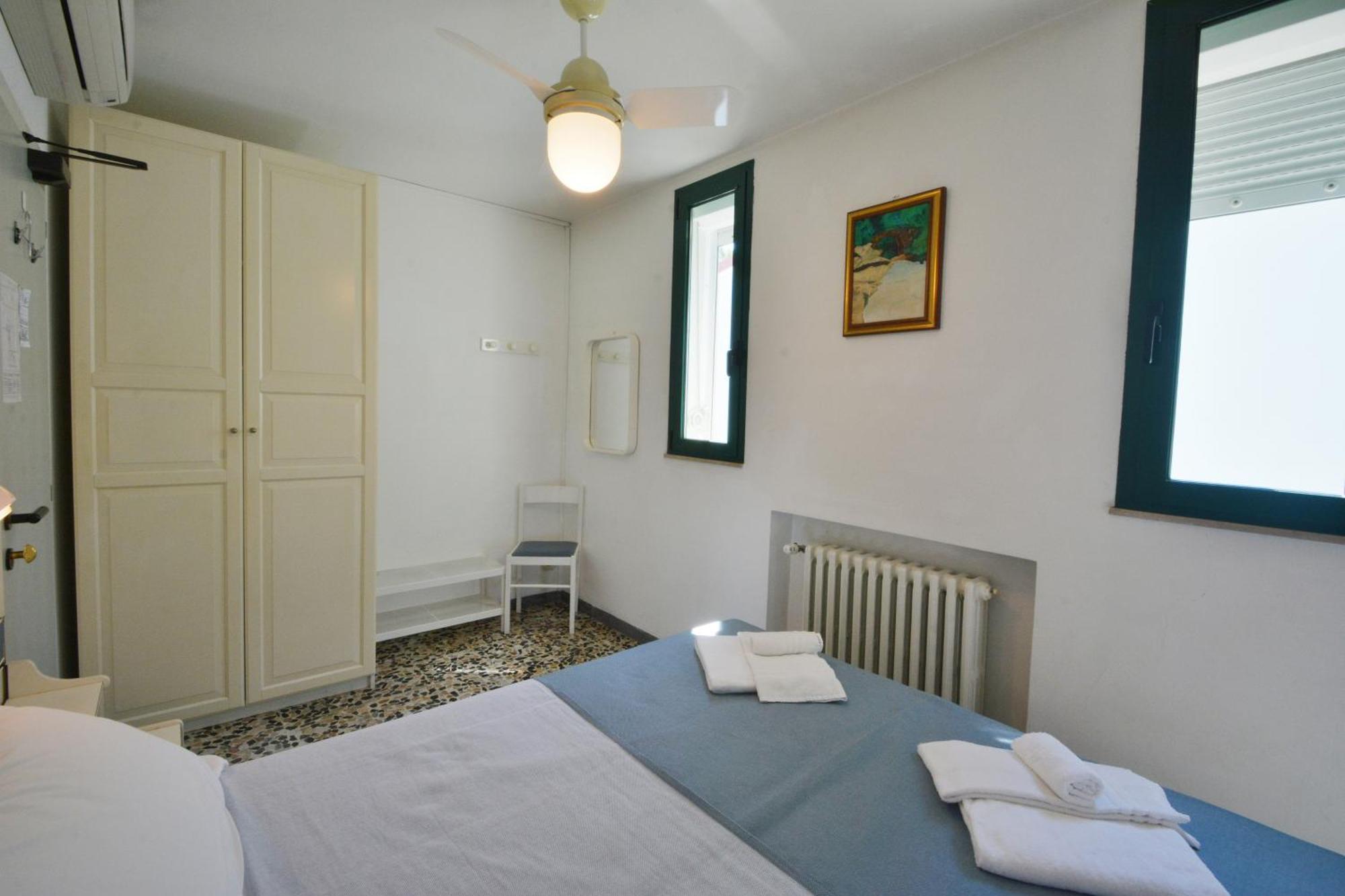Hotel Maddalena Марина-ди-Равенна Номер фото